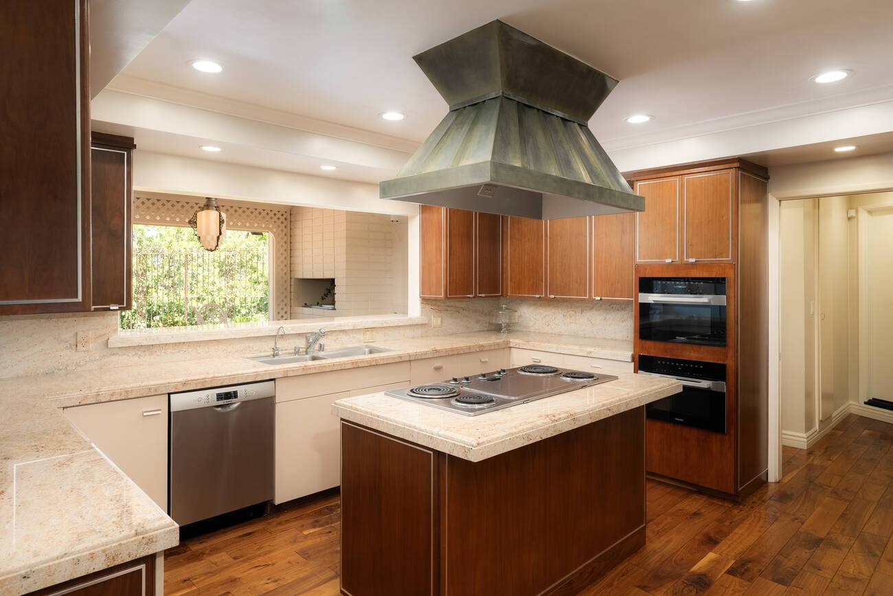 16172 Royal Oak Road — kitchen